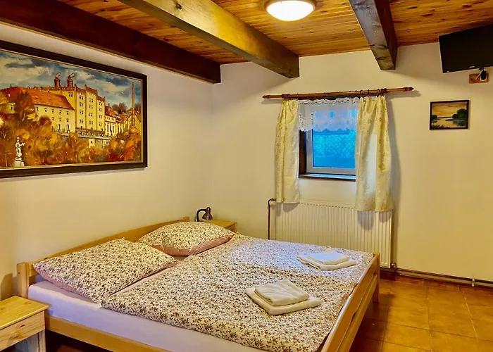 U Sirku Konukevi 3*